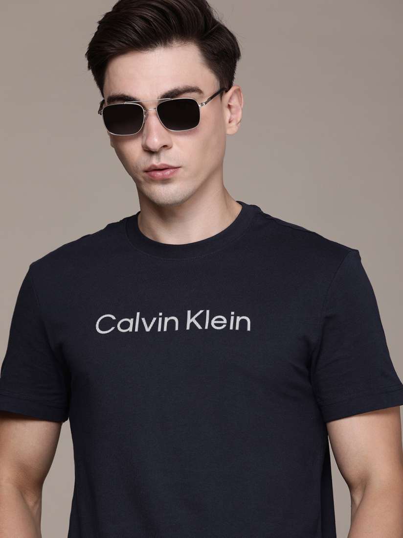 Calvin klein navy blue t shirt shop