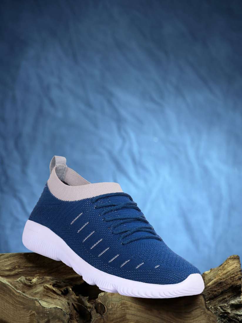 Metronaut canvas shoes shop