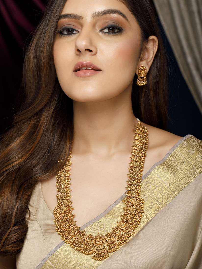 Myntra temple jewellery top