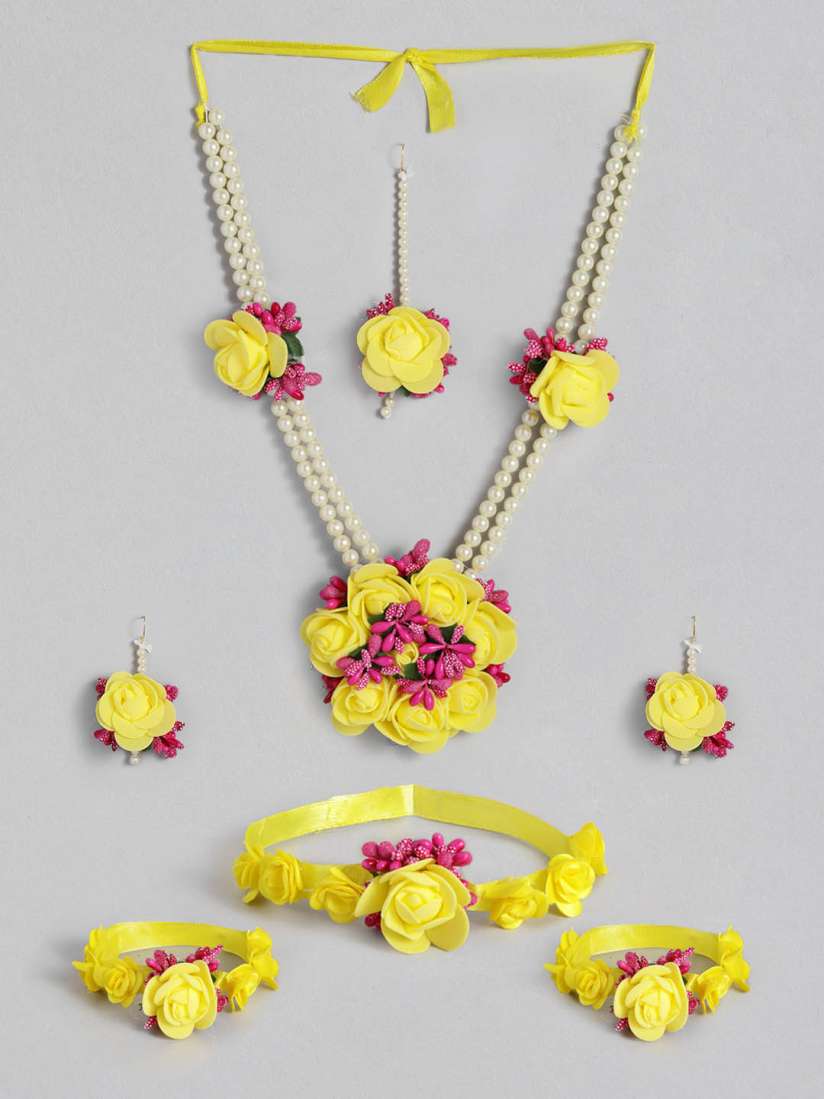 Flower jewellery myntra sale