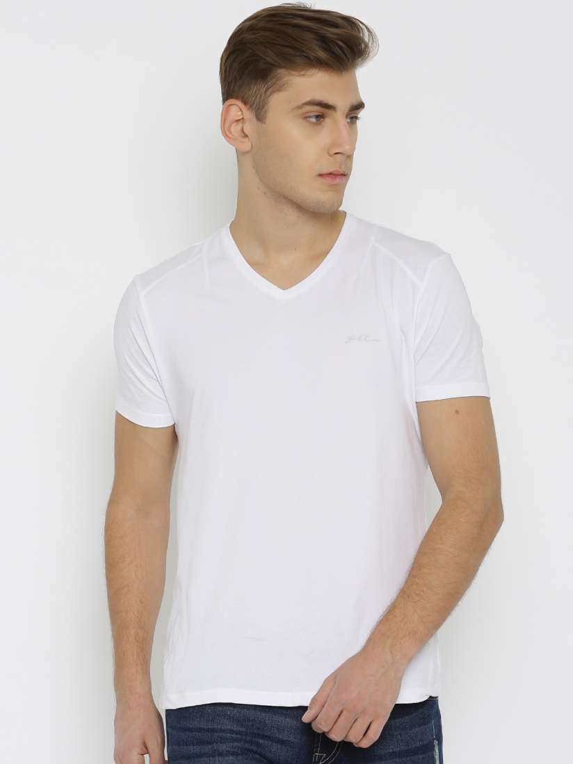 Myntra white t shirt clearance