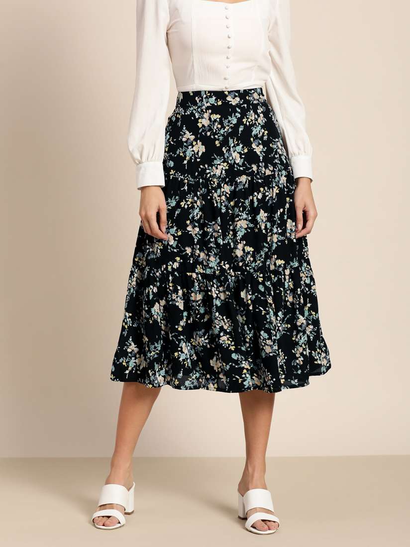 Black and cream knee length skirt deals