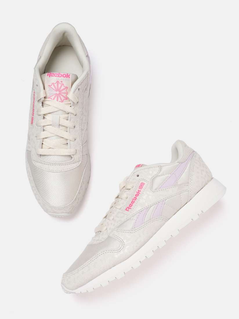 Reebok classic leather texture sneakers in lilac clearance