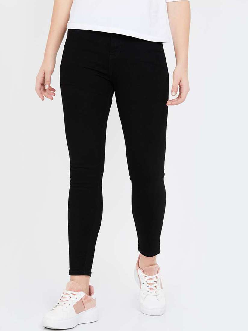 Buy Xpose Women Black Comfort Slim Fit High-Rise Cropped