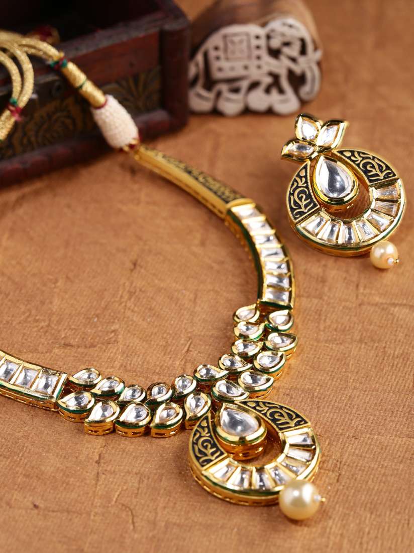 Zaveri pearls kundan sets on sale