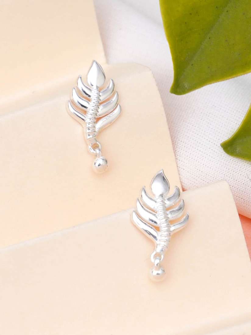 Myntra silver earrings top