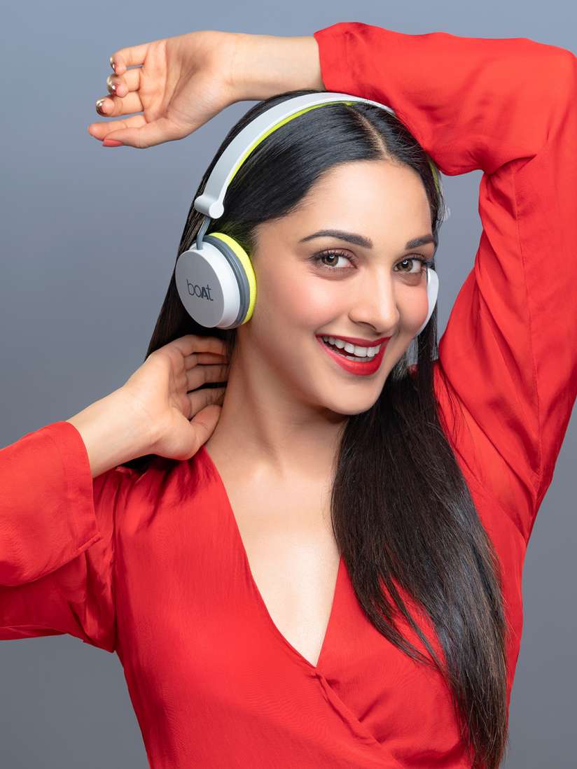 Buy boAt Rockerz 400 M Grey Green Wireless Headphone with Super Extra Bass Headphones for Unisex 1715917 Myntra