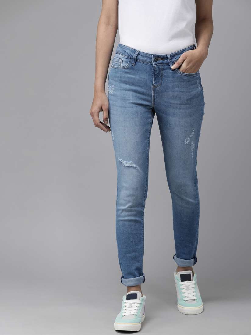 Buy Vero Moda Women Blue Skinny Fit Mildly Distressed Light Fade Mid Rise Stretchable Jeans Jeans for Women 17161514 Myntra