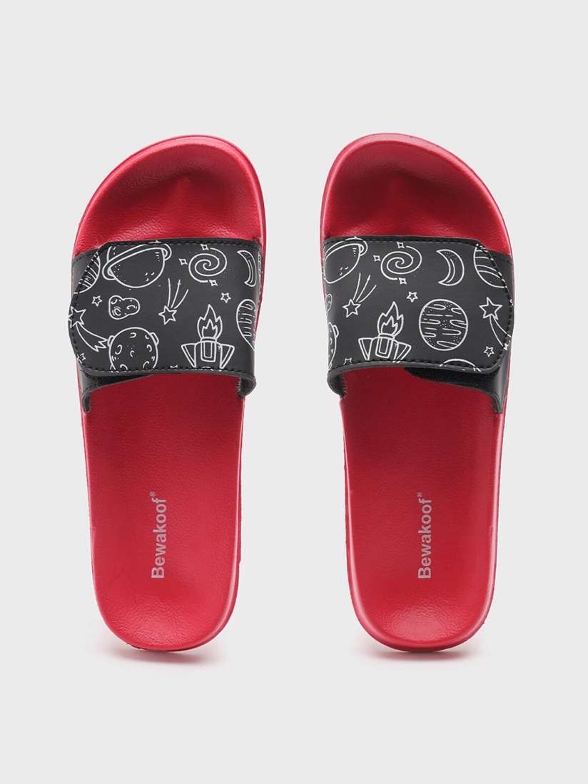 Bewakoof slippers shop