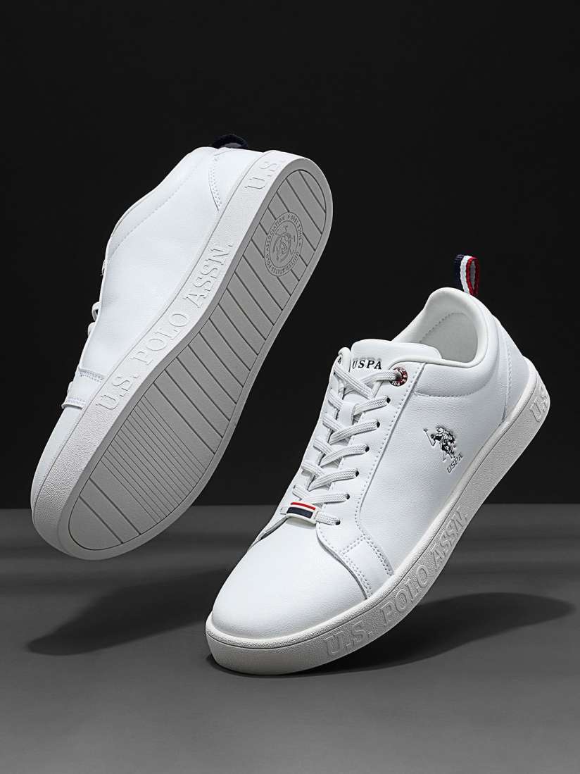 Uspa white sneakers top