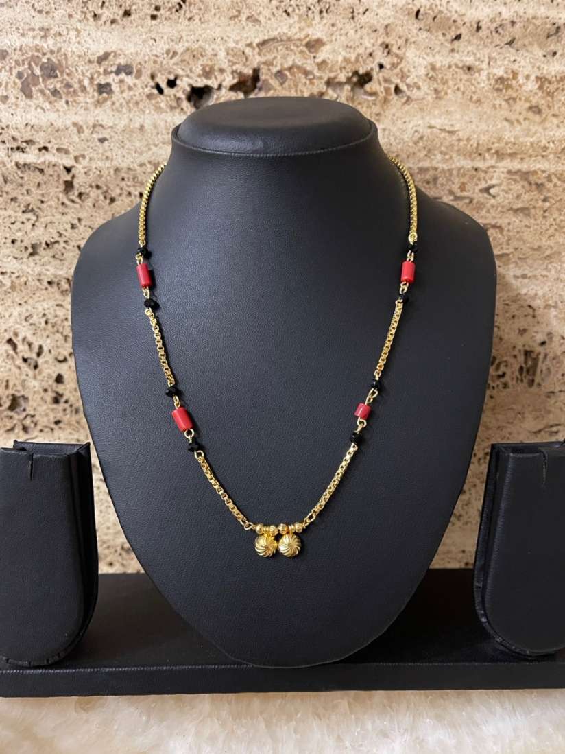 Short black mangalsutra on sale