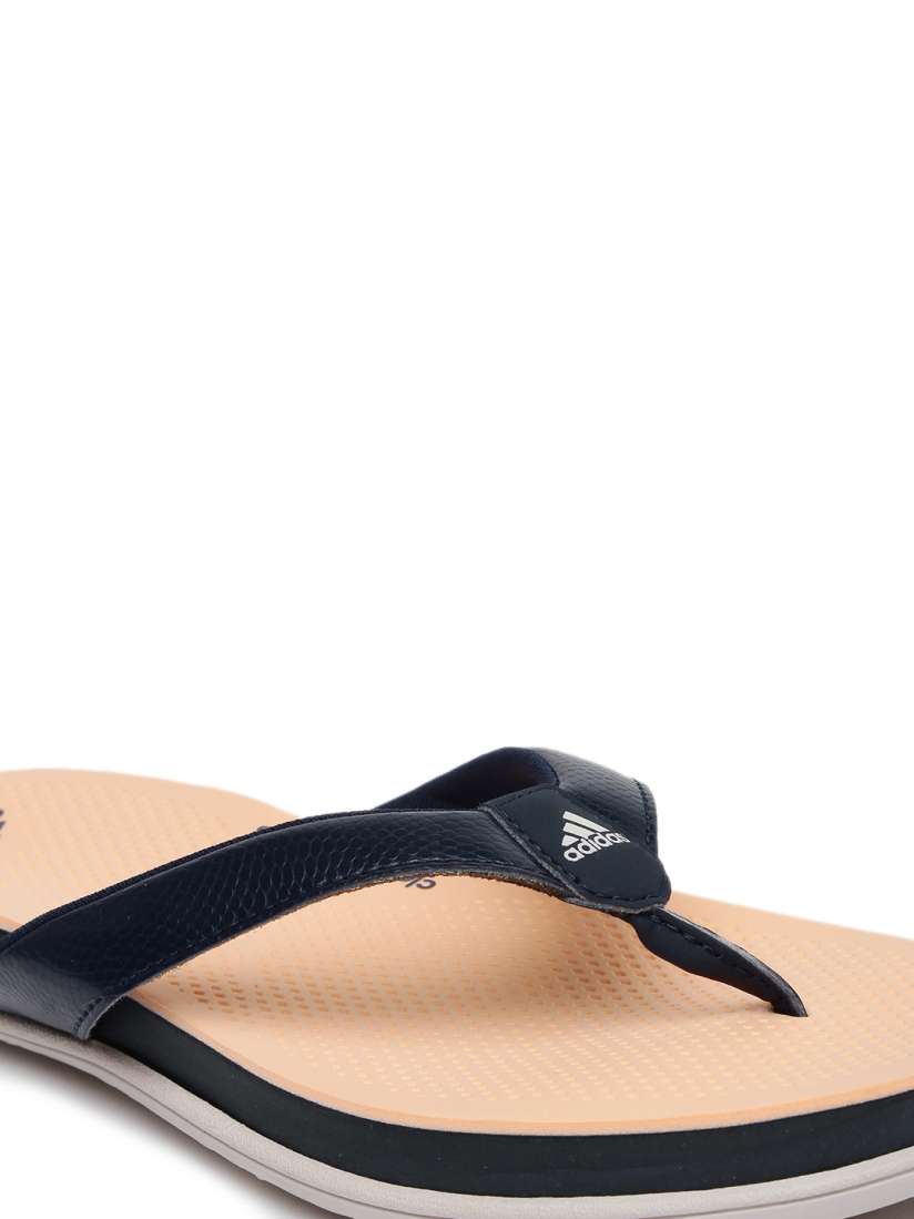 Adidas cloudfoam flip flops womens deals