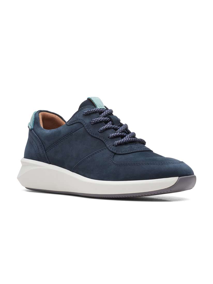Clarks myntra hotsell