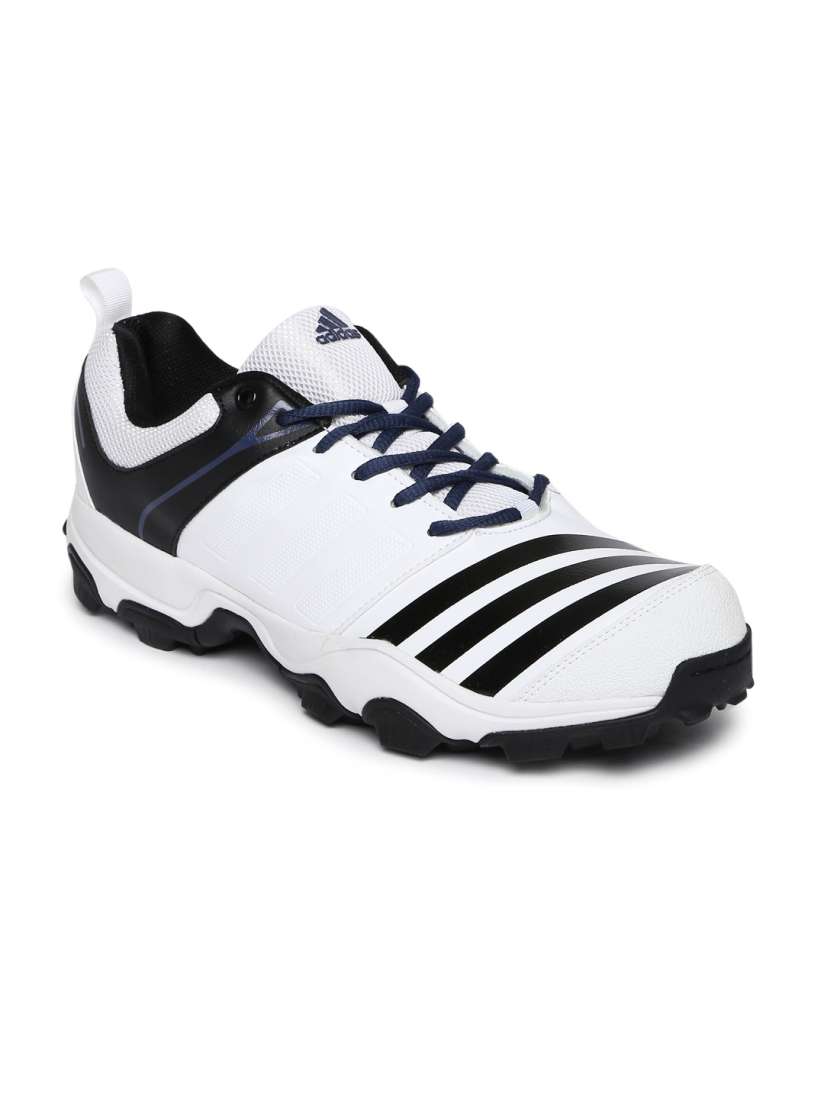 Buy ADIDAS Men White Black 22 Yards Trainer 17 Cricket Shoes Sports Shoes for Men 1731598 Myntra