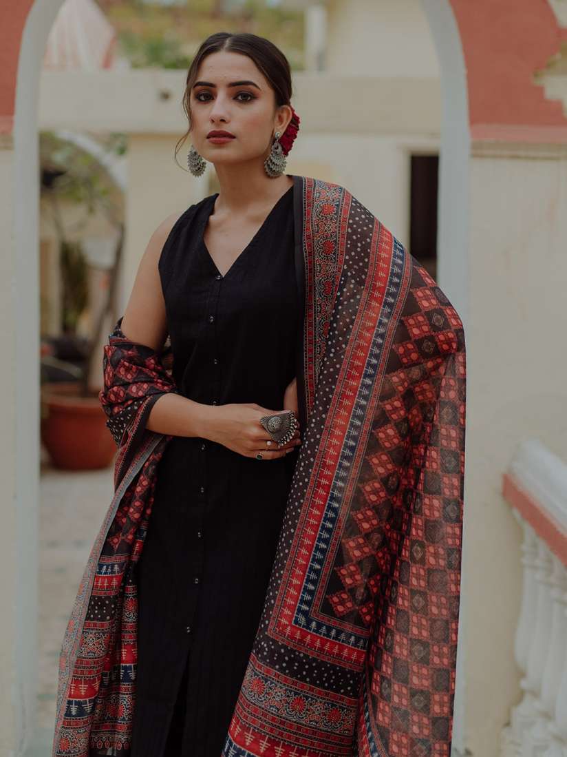 Buy anayna Women Black Ethnic Motifs Pure Cotton Kurta with Palazzos Dupatta Kurta Sets for Women 17351572 Myntra