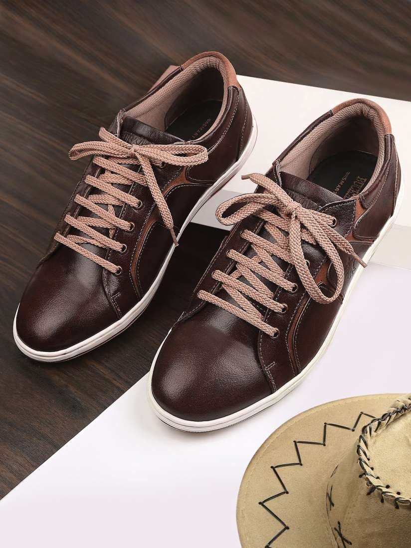 Natural leather sneakers store