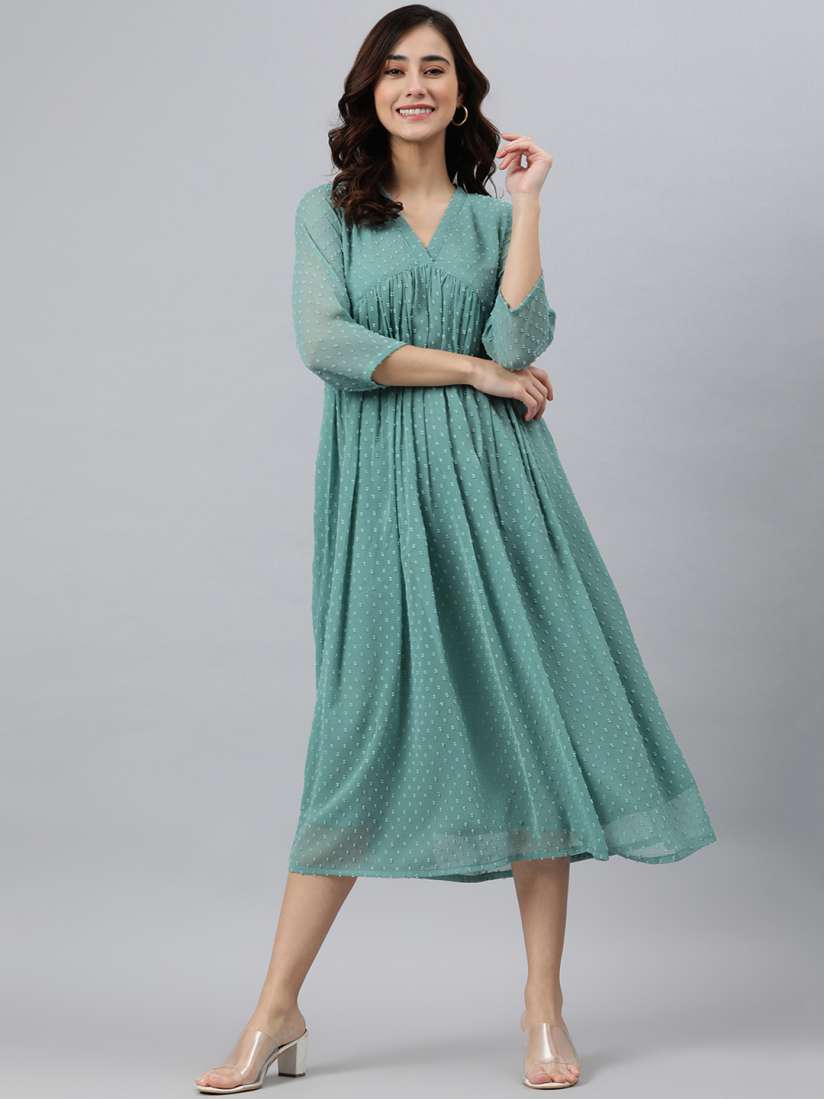 Janasya gown hotsell