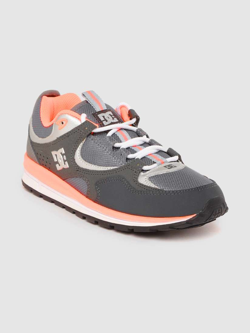Dc shoes myntra sales