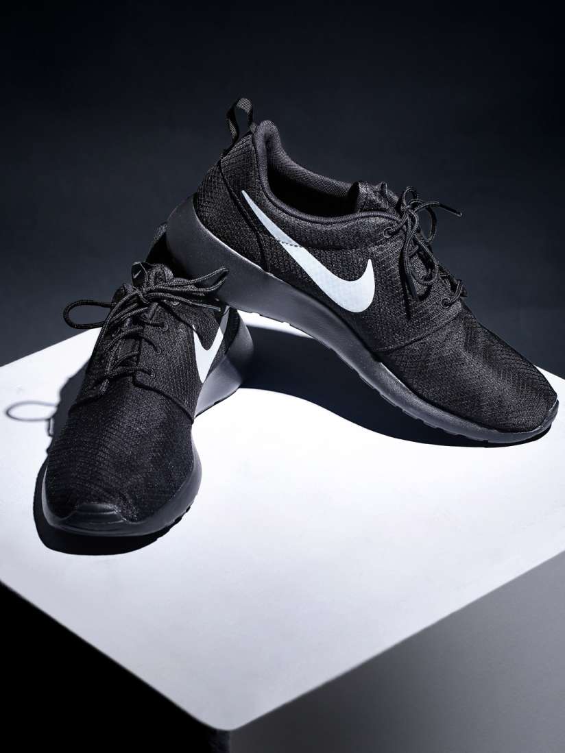 Solid black roshes 2025