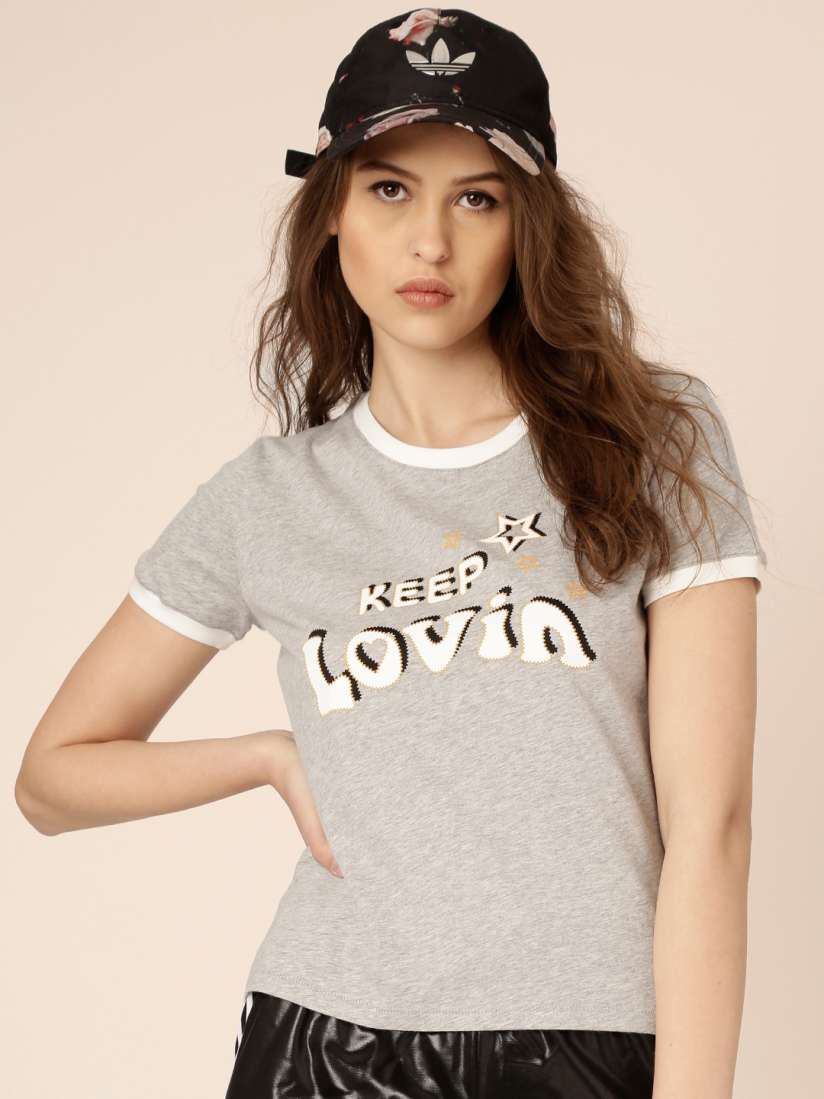 Gigi hadid tommy hilfiger t shirt clearance