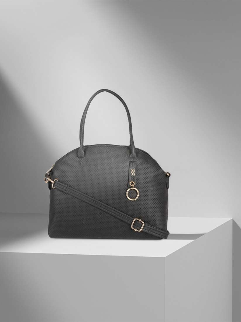 Myntra handbags baggit store