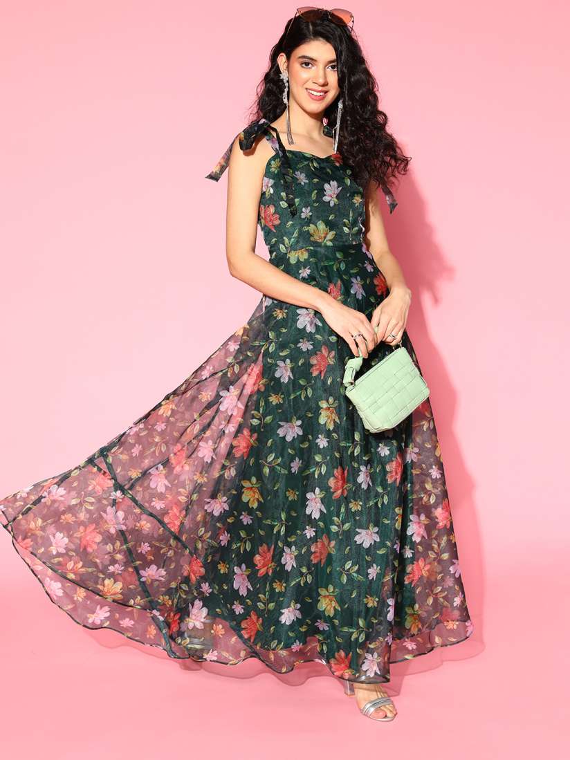 Gown for womens on myntra 2025