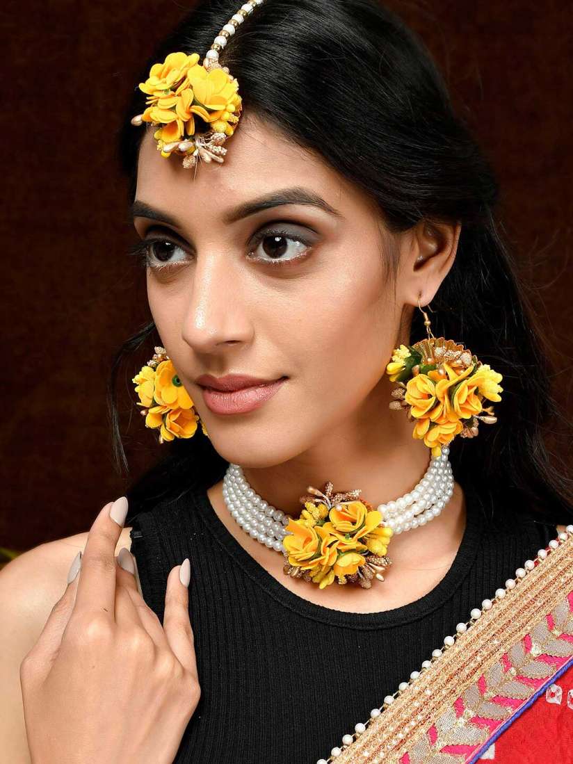 Myntra flower jewellery discount