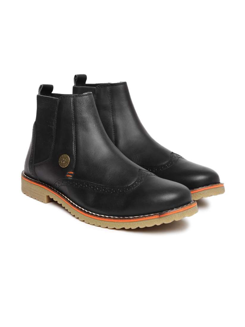 Carlton london black boots shop