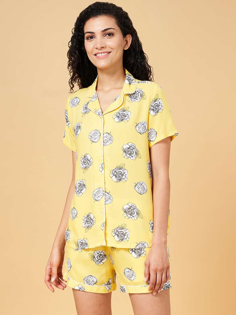 Pantaloons night suit shop