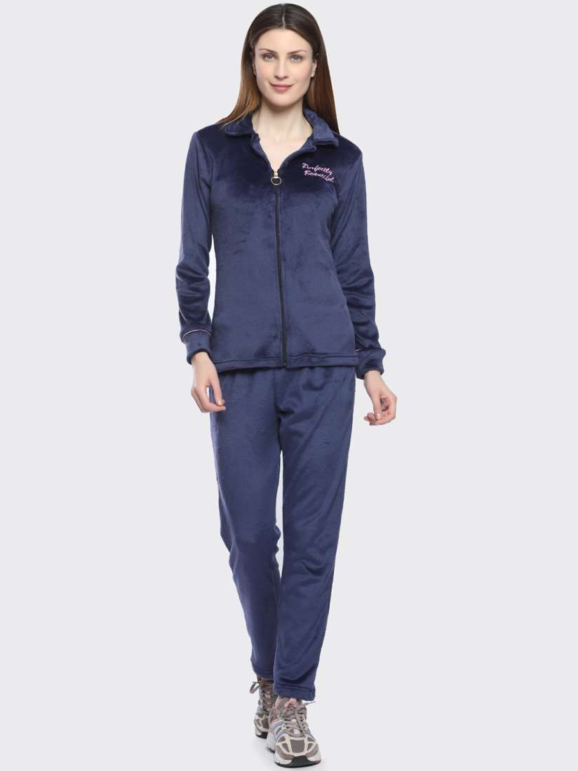 Velvet winter night suit on sale
