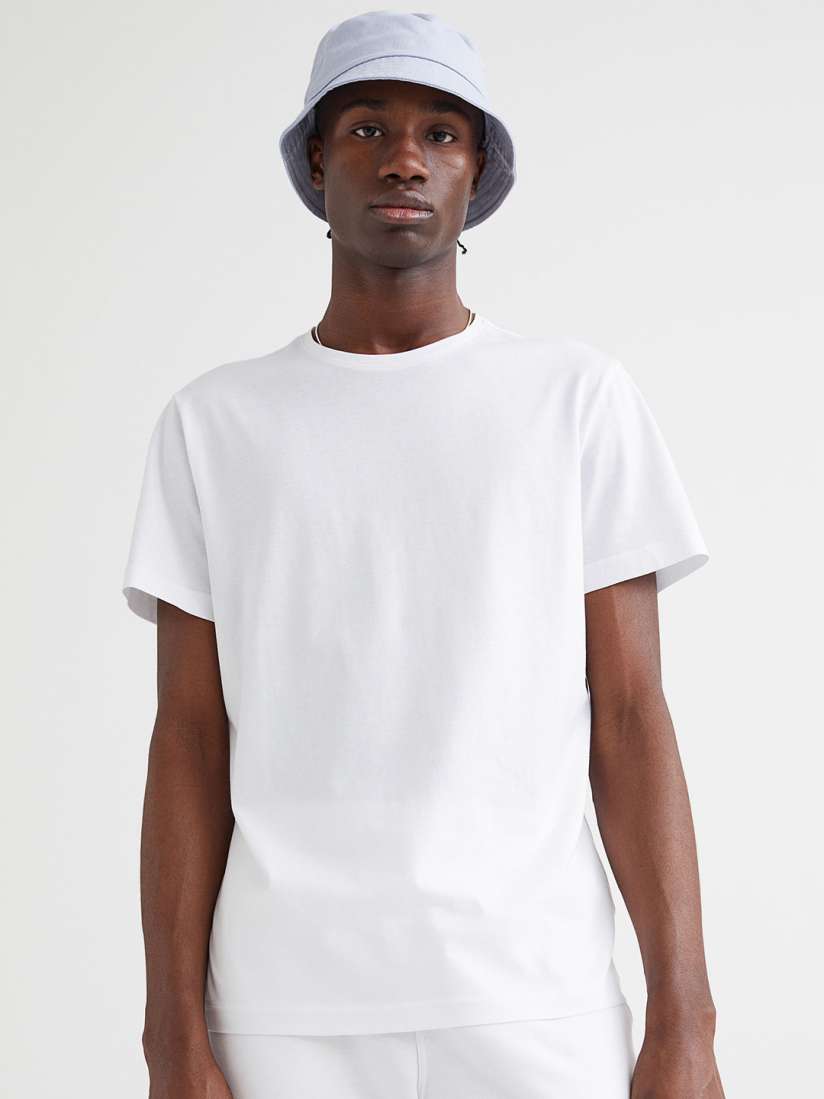 Myntra white t shirt discount