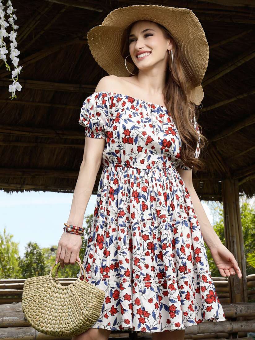 floral off shoulder outfit