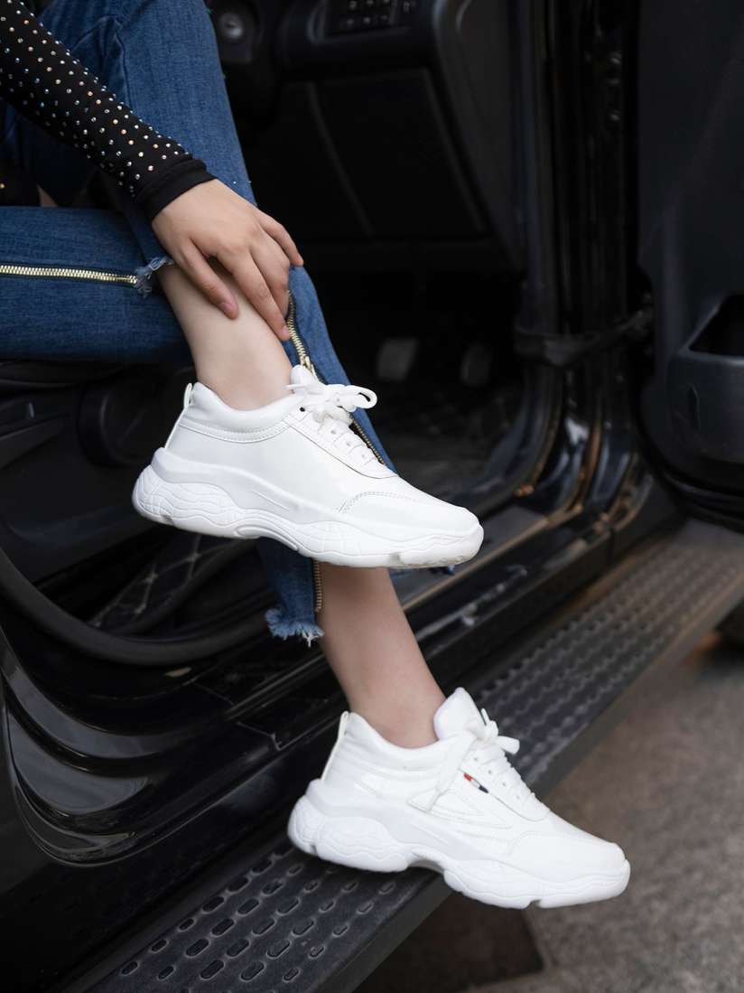 Buy Shoetopia Girls White Solid Lightweight Sneakers Casual Shoes for Girls 17836406 Myntra