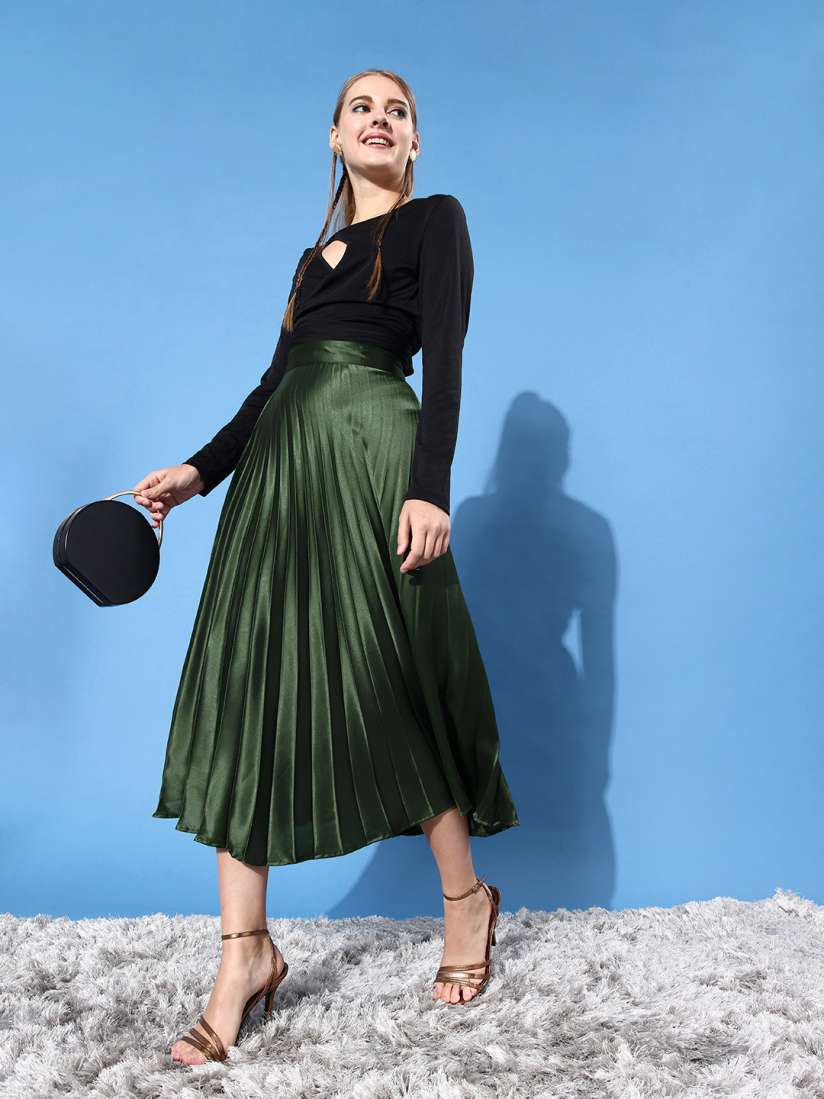Green pleated skirt online cheap