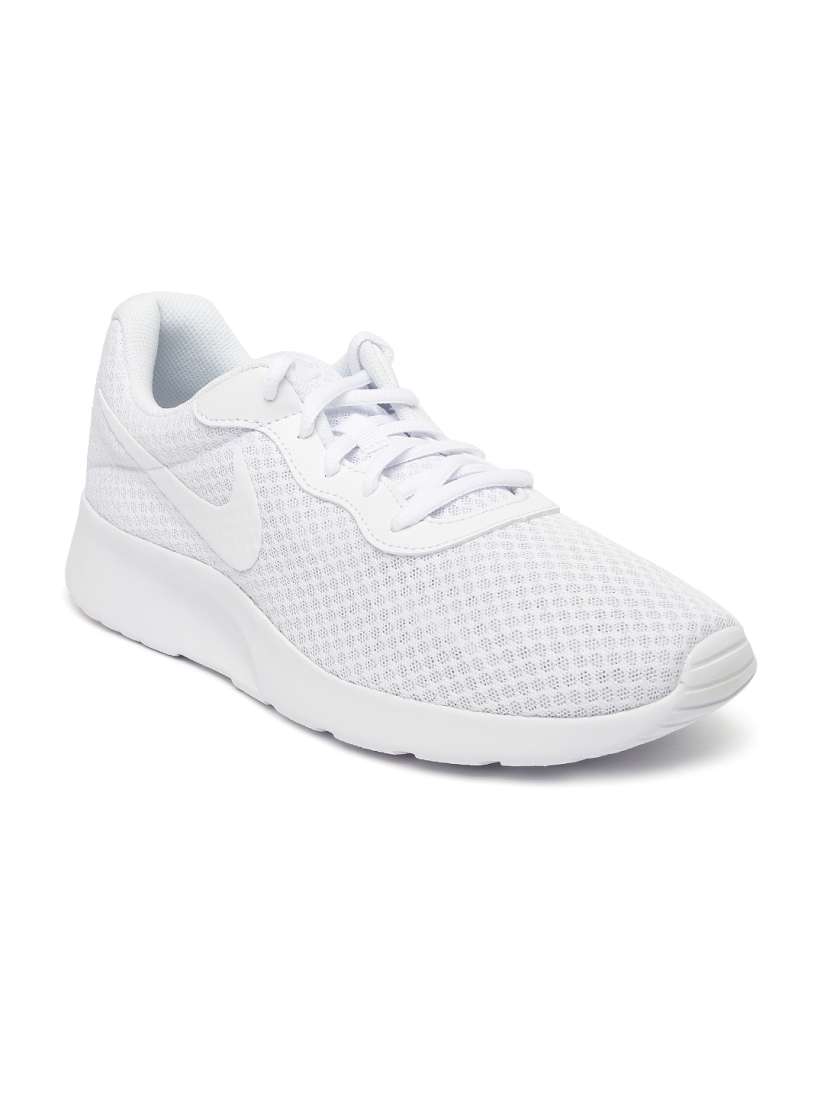 Nike tanjun myntra store