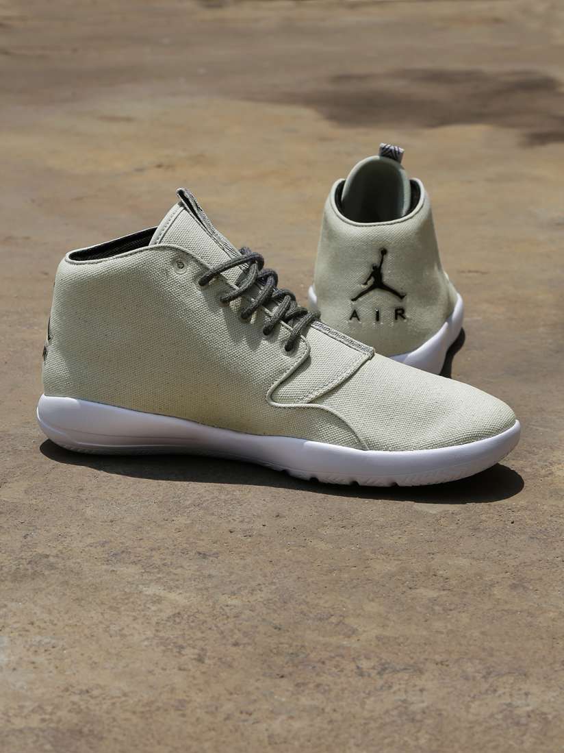 Jordan eclipse beige 2025