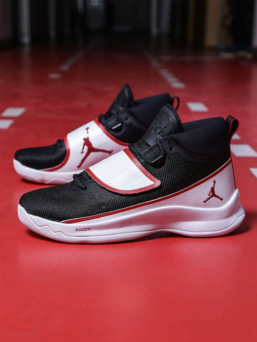 Buy Nike Men Black White Jordan Super Fly 5 PO Mid Top Basketball Shoes Sports Shoes for Men 1800961 Myntra