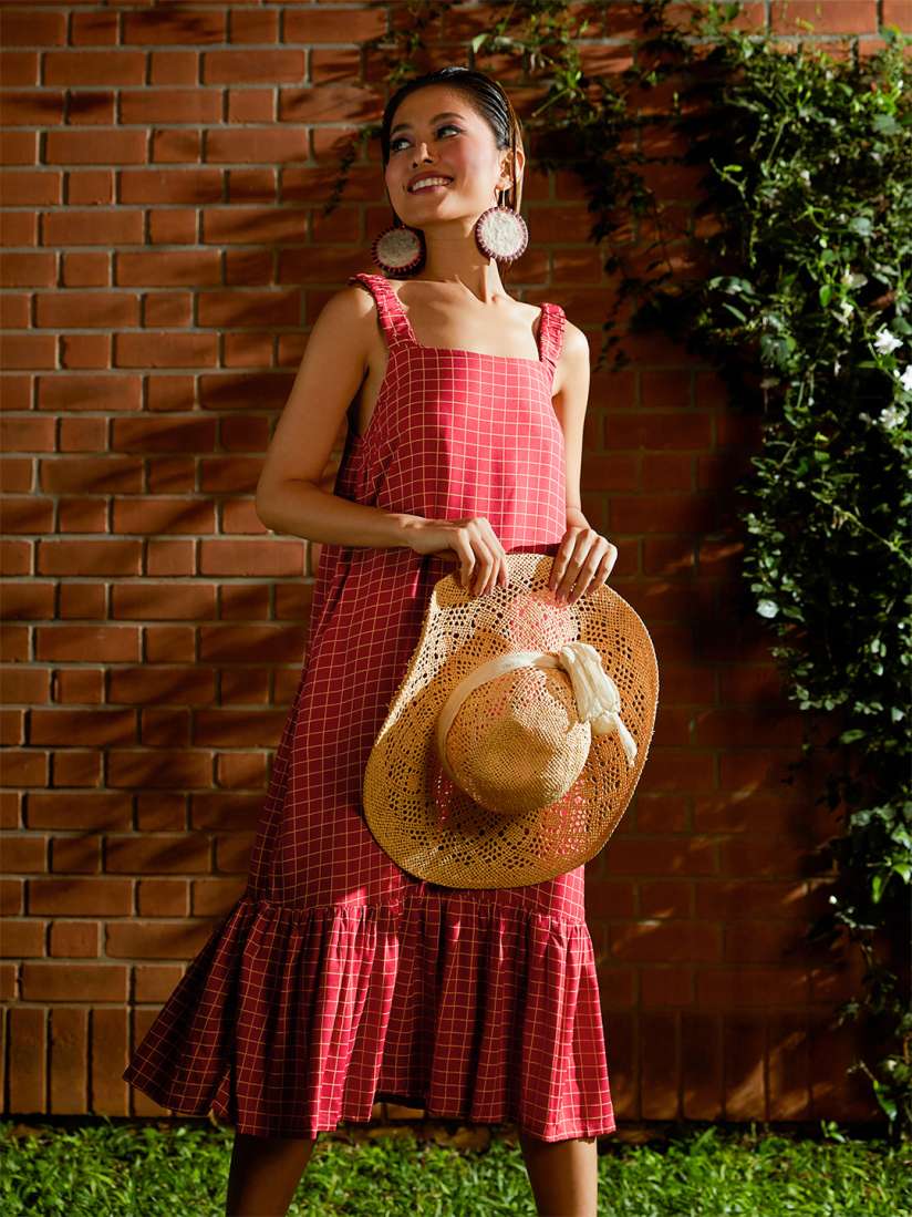 Buy Vero Moda Women Red Checked Drop Waist Midi Dress Dresses for Women 18013516 Myntra