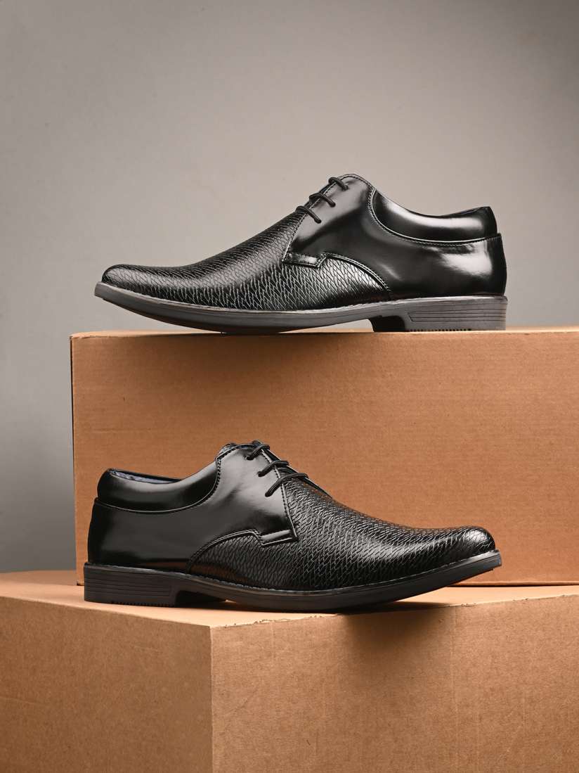 Buy Azzaro Black Men Black Textured Semiformal Shoes Formal Shoes for Men 1808466 Myntra