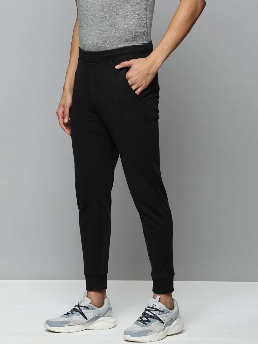 Skechers joggers mens store