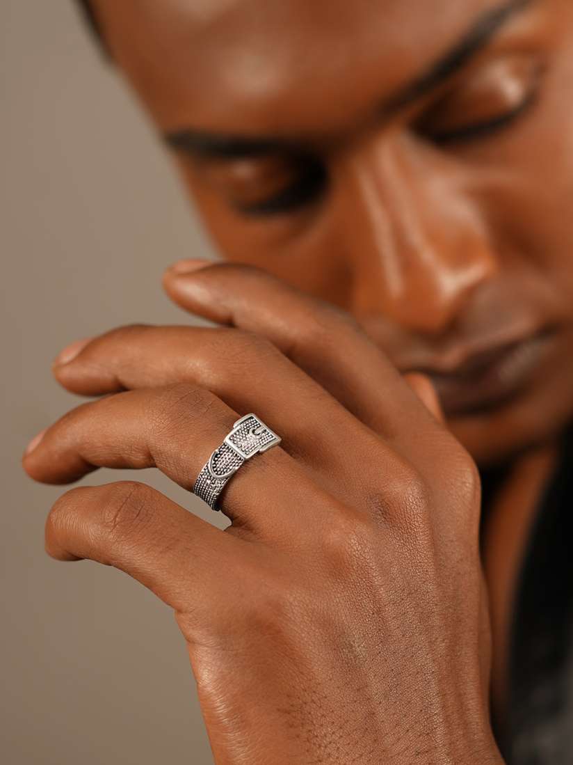 Silver finger ring for man hot sale
