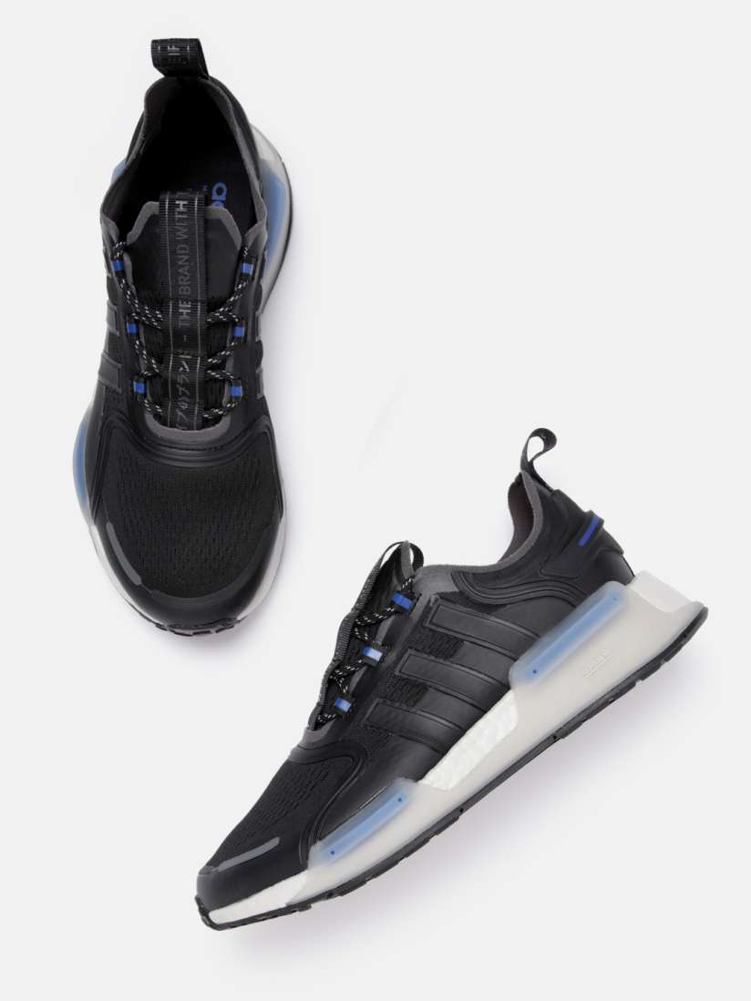 Nmd_r1 shoes men's black best sale