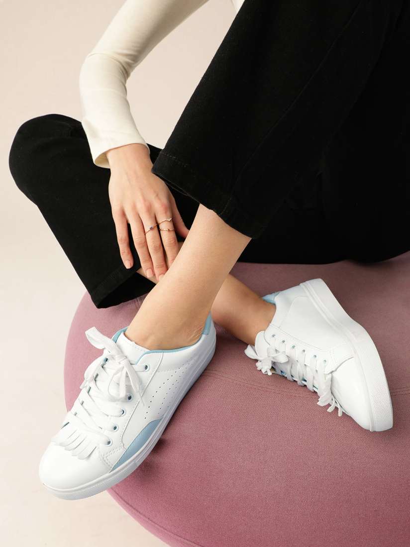 White sneakers for women myntra top