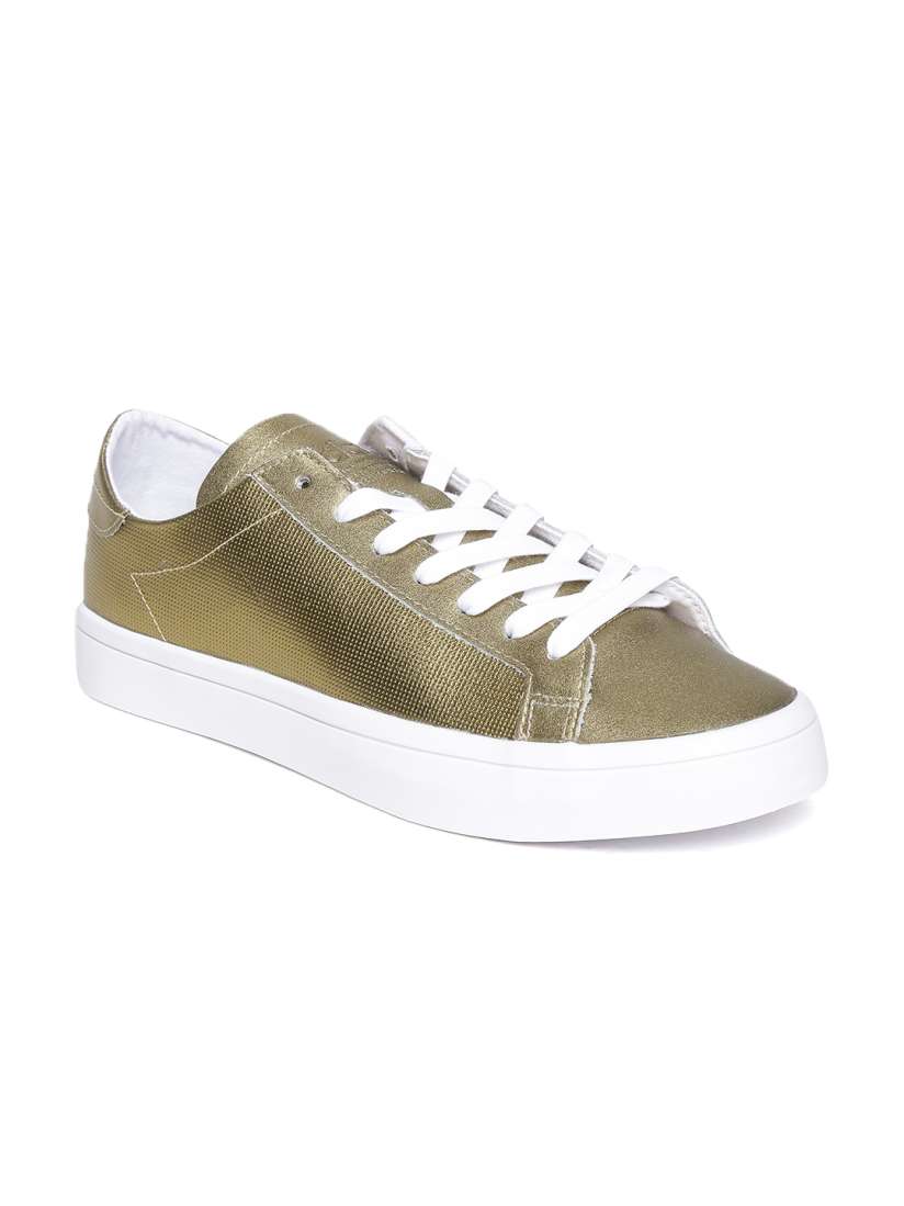 Adidas court vantage gold discount