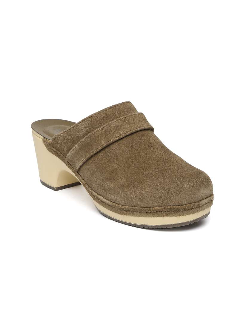 Crocs women's sarah suede clog mule hotsell