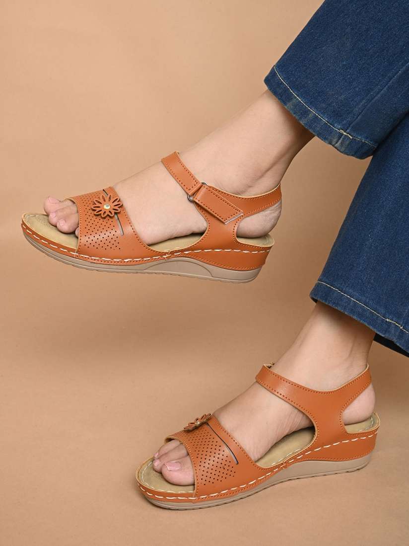 Buy XE Looks Women Tan Open Toe Flats Flats for Women 18638852 Myntra