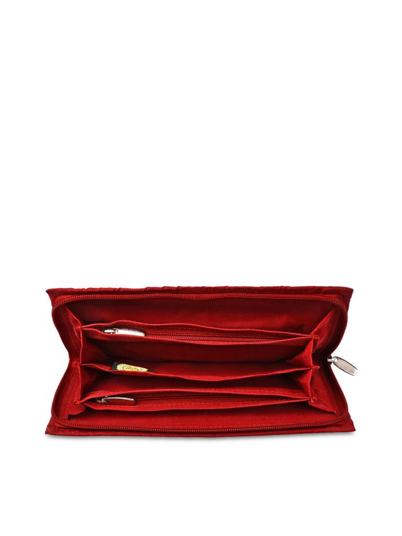Anekaant clutches deals