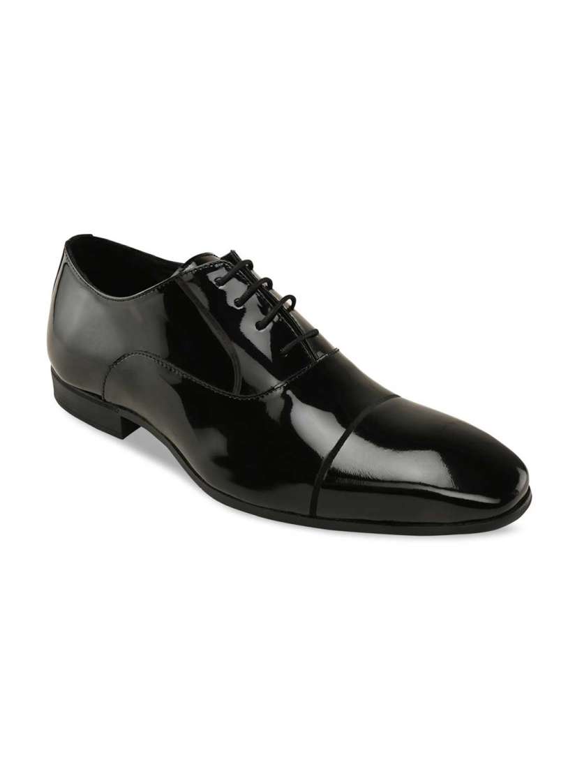 Buy Regal Men Black Solid Formal Oxford Shoes Formal Shoes for Men 18665298 Myntra