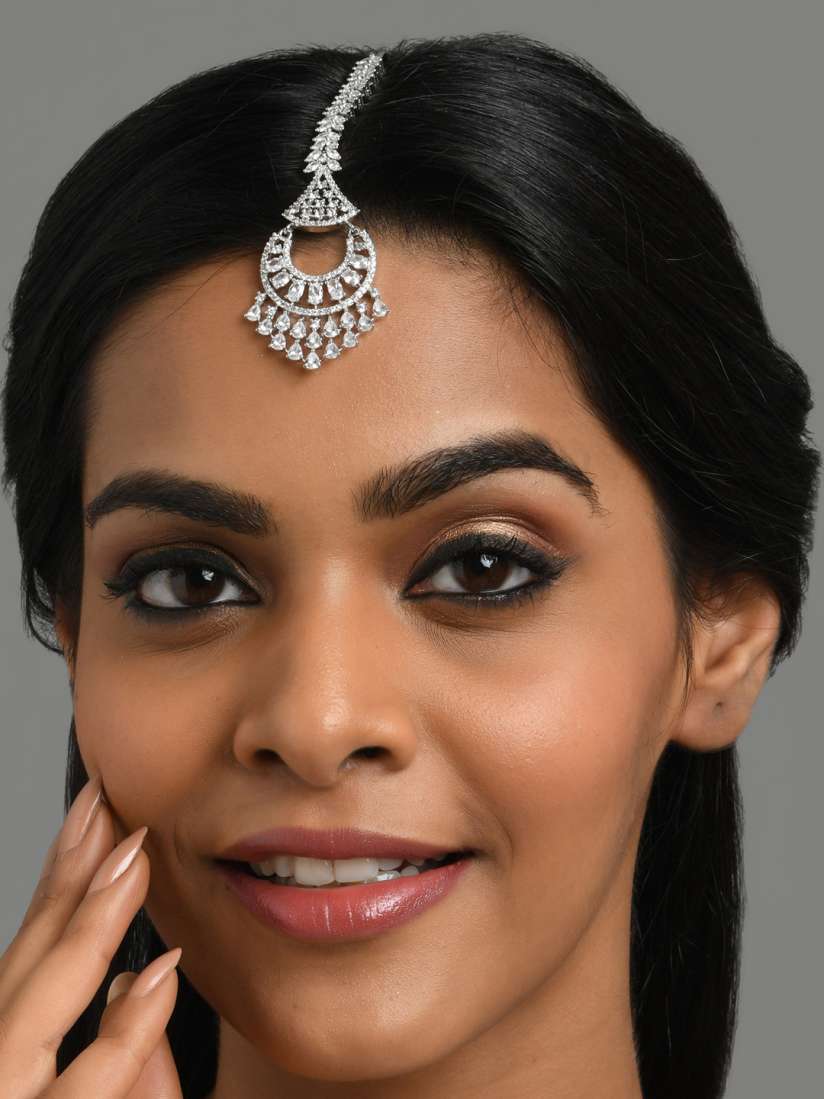 Maang tikka on myntra hotsell