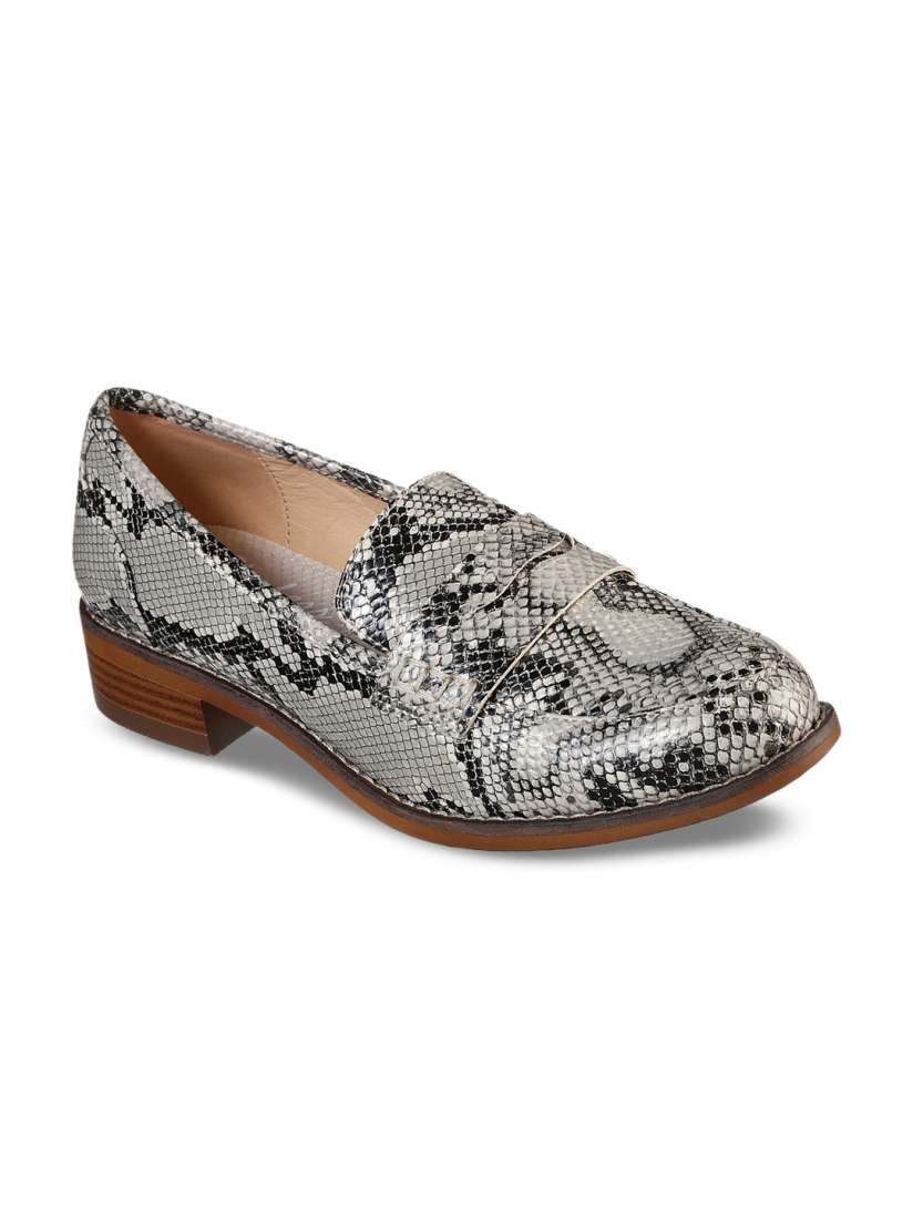 Sketchers loafers for women best sale
